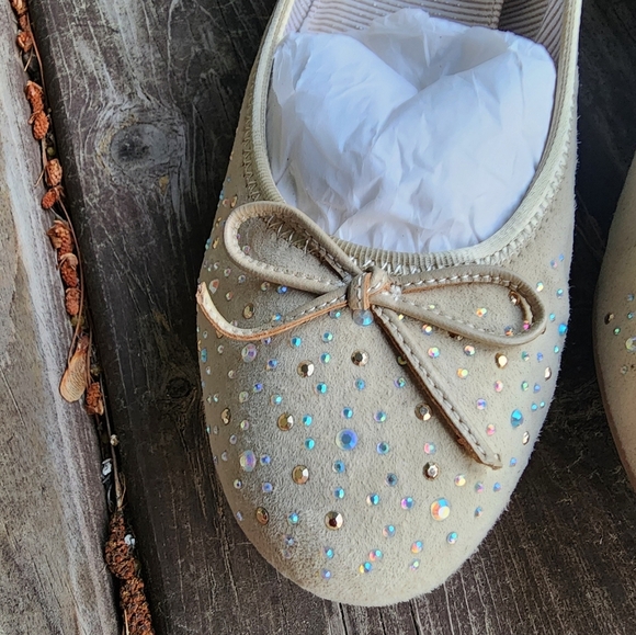 Pitti Beige Ballet Flats with Bow - Picture 7 of 10